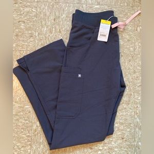 NWT Figs Kade Cargo Technical Support Scrub Pants. Size:Small